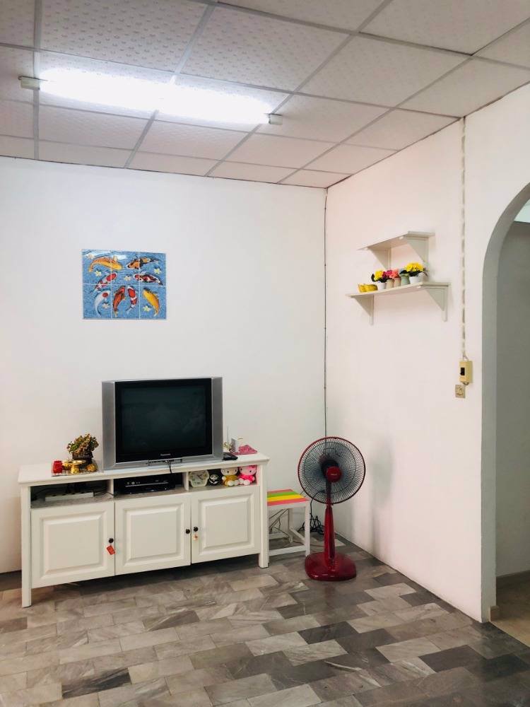 ขายทาวน์เฮาส์-2-ชั้น-หมู่บ้านเรือนแก้ว-ลาดพร้าว-กรุงเทพ-บ้านสวยน่าอยู่