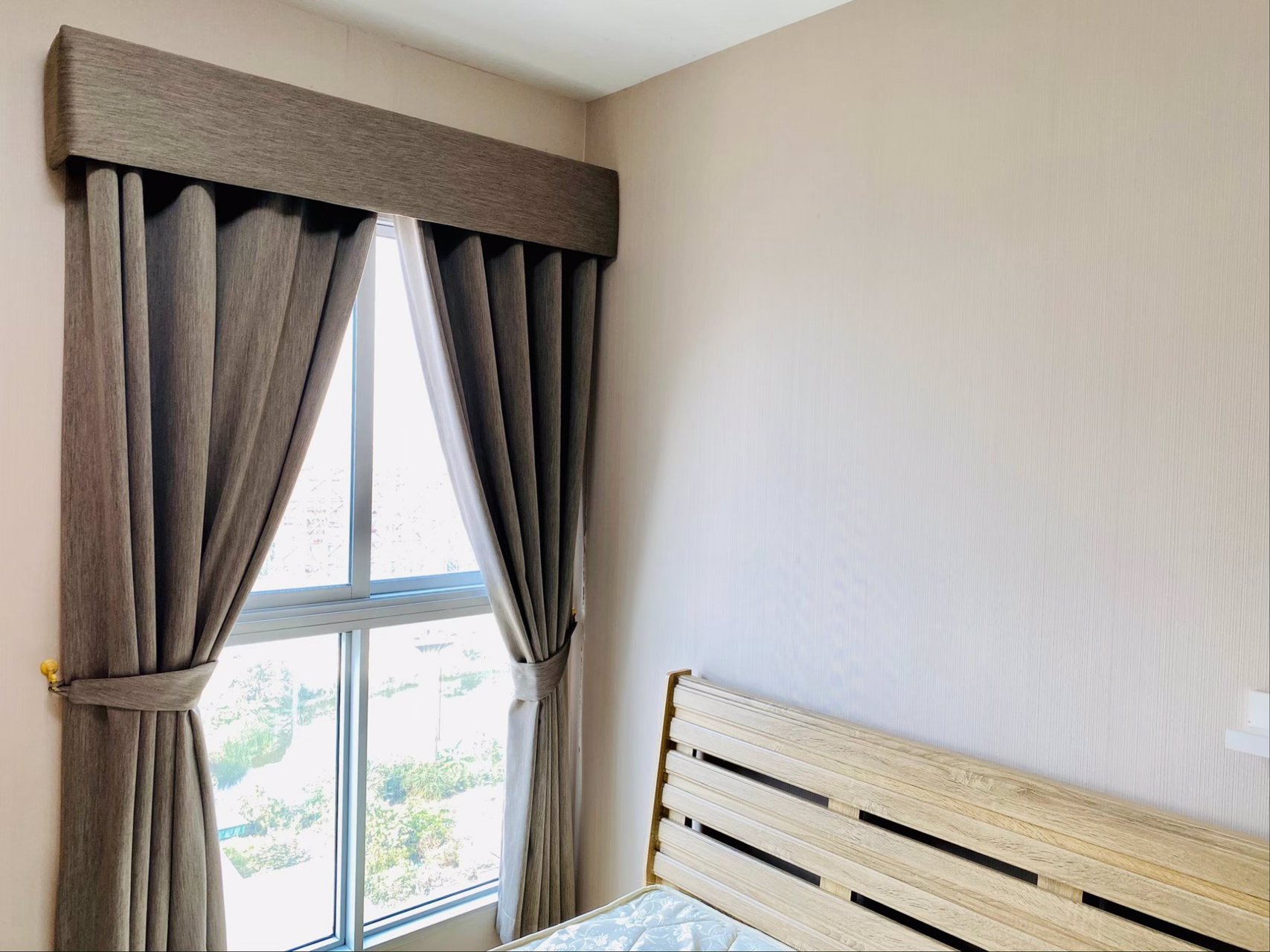 ขาย-คอนโด-เอ-สเปซ-มี-บางนา-ห้องสวย-เฟอร์นิเจอร์ครบชุด-กรุงเทพฯ