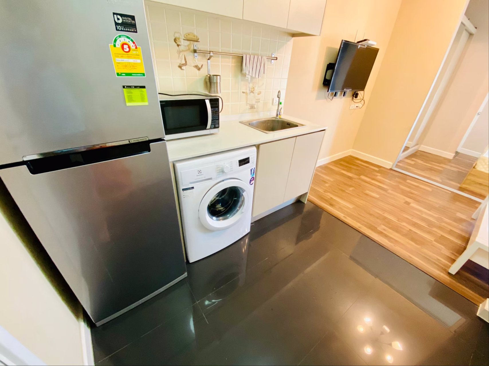 ขาย-คอนโด-เอ-สเปซ-มี-บางนา-ห้องสวย-เฟอร์นิเจอร์ครบชุด-กรุงเทพฯ