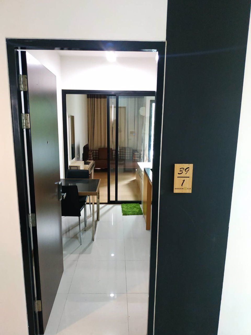 ขายและให้เช่าคอนโดพร้อมอยู่-แบงค์คอก-เฟ-ลิซ-สุขุมวิท-69-สามารถผ่อนตรงกับเจ้าของโดยตรง