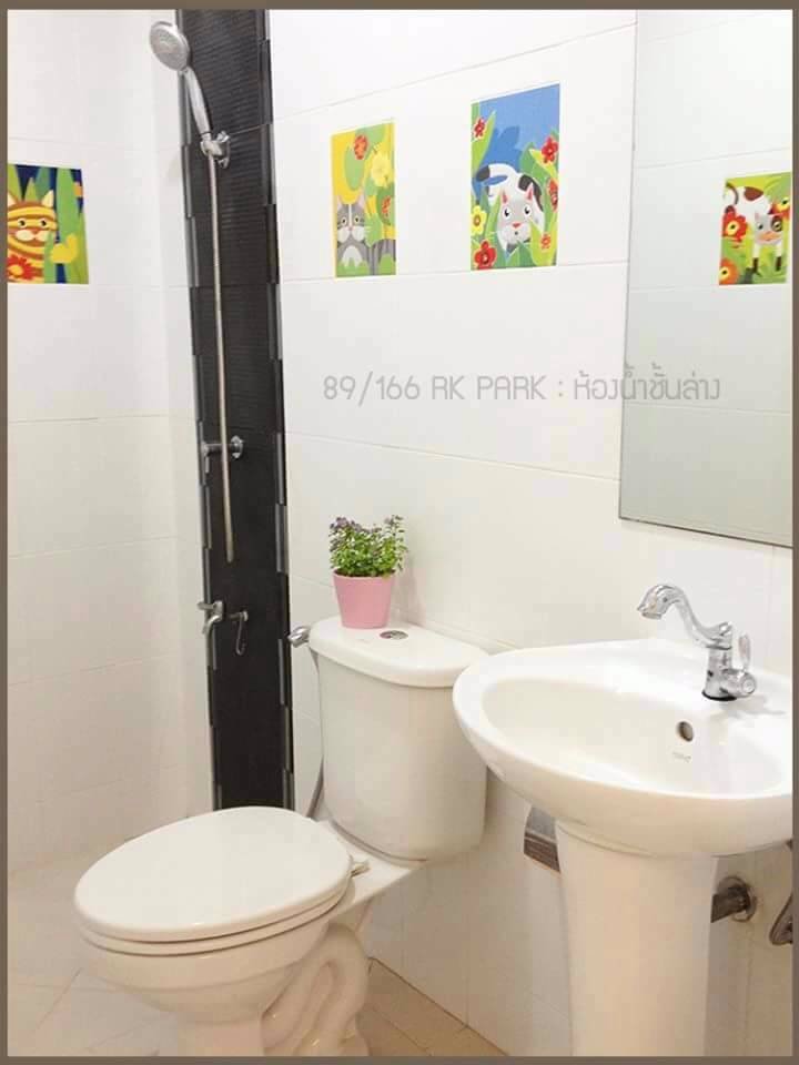 ขายด่วนทาวน์โฮม-2-ชั้น-หมู่บ้าน-pk-park-หทัยราษฎร์-กรุงเทพมหานคร