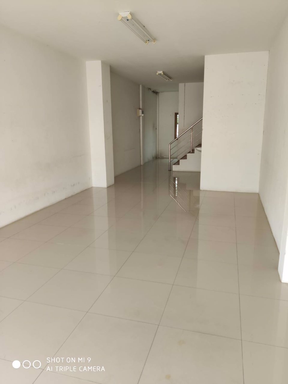 ขายอาคารพาณิชย์-2-ชั้น-ทำเลดี-สี่แยกหมอเลี้ยง-ถนนสระหลวง-เมืองพิจิตร