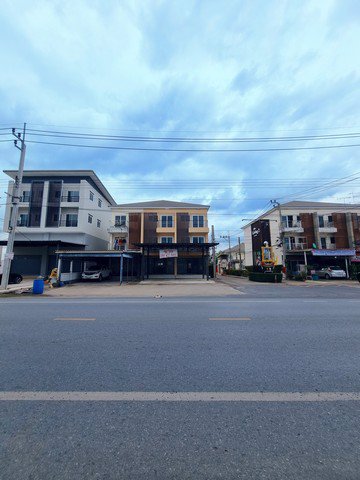 ขายอาคารพาณิชย์-2คูหา-3ชั้น-ทำเลดี-อยู่บนถนนบ้านกล้วย-ไทรน้อย-นนทบุรี