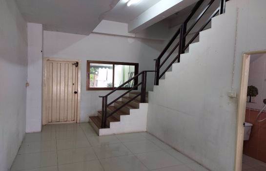 ขายอาคารพาณิชย์-3-ชั้น-ตำบลนาป่า-อำเภอเมือง-จังหวัดชลบุรี