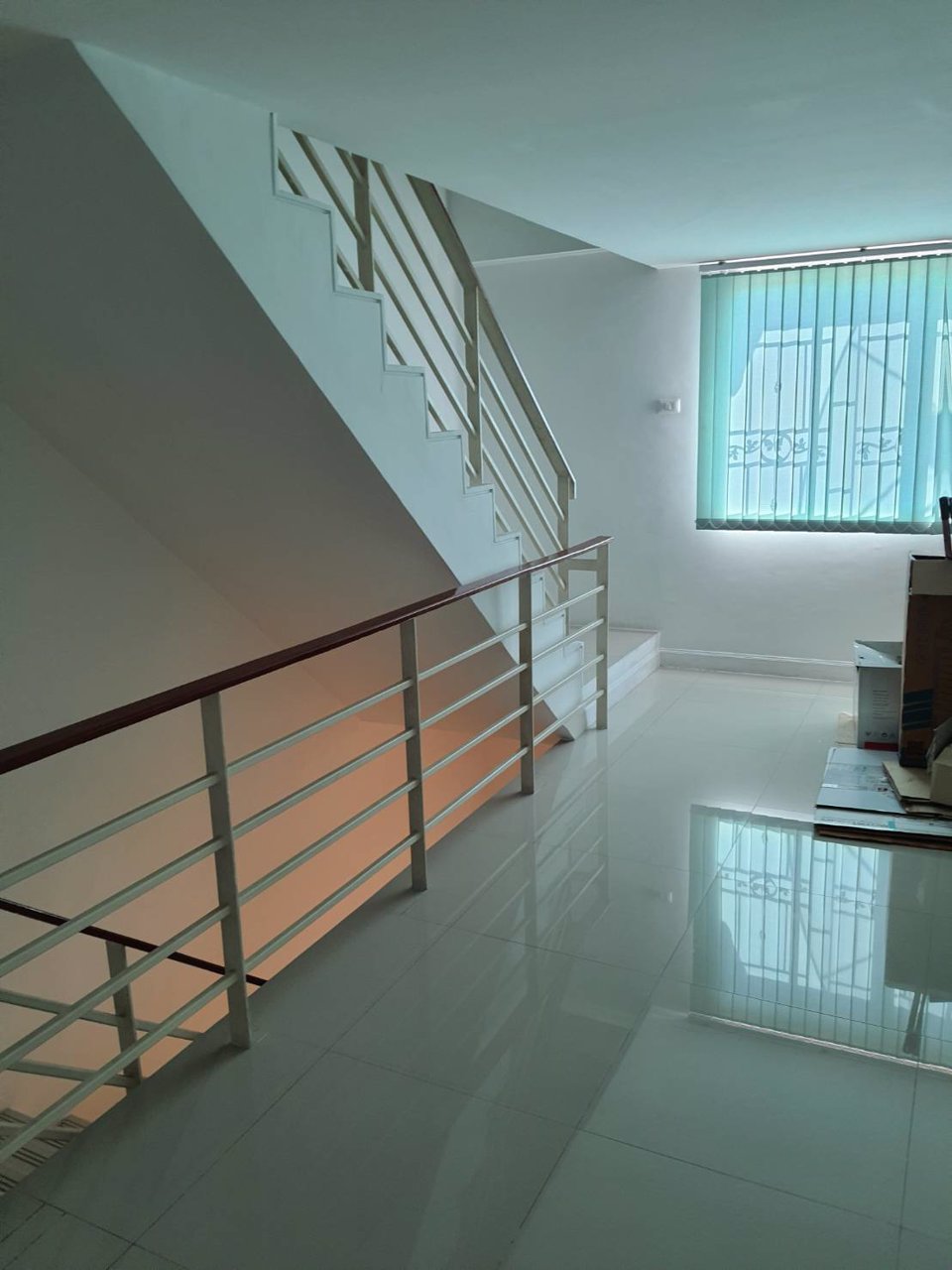 ขายหรือให้เช่าอาคารพาณิชย์-เหมาะทำธุรกิจ-ทรีโอร่มเกล้า-มีนบุรี-กรุงเทพฯ