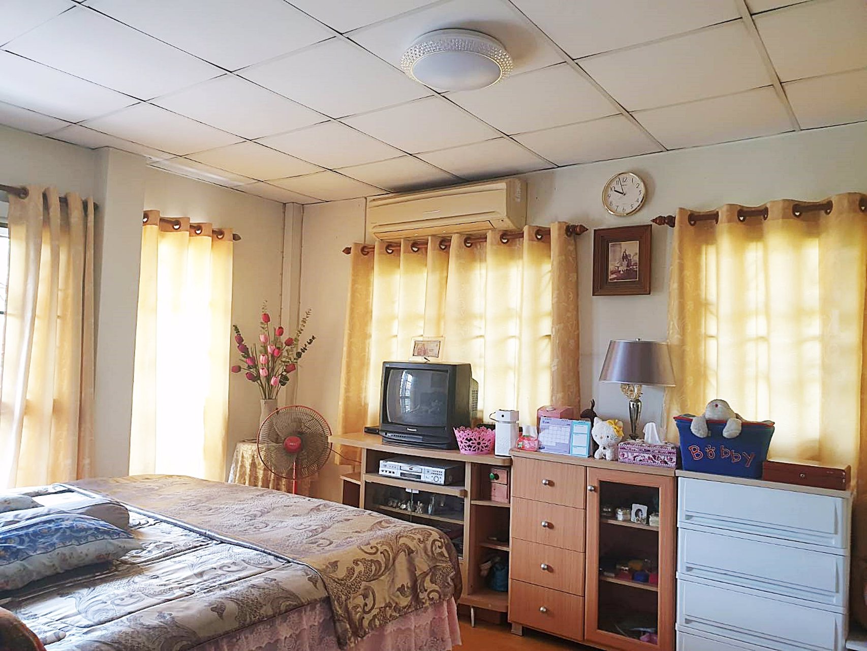 บ้านเดี่ยว-2-ชั้น-หลังใหญ่-พร้อมสวน-ตกแต่งเรียบหรู-เฟอร์นิเจอร์ครบ-พร้อมเข้าอยู่-ปทุมธานี