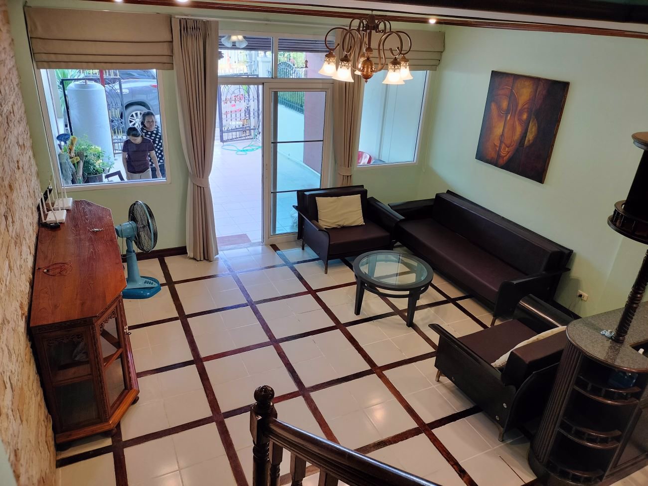 ขายบ้านทาวน์เฮาส์-ติดทะเล-บนเขาพระตำหนัก-พัทยา-townhouse-with-furniture-in-pratumnak-hill