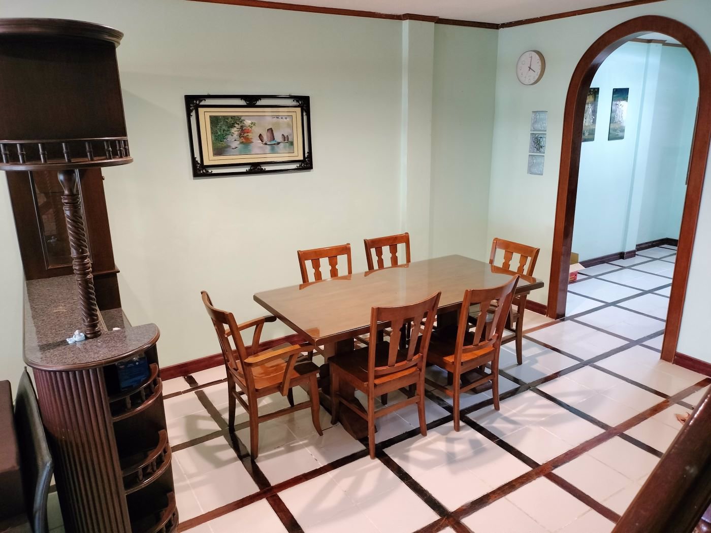 ขายบ้านทาวน์เฮาส์-ติดทะเล-บนเขาพระตำหนัก-พัทยา-townhouse-with-furniture-in-pratumnak-hill