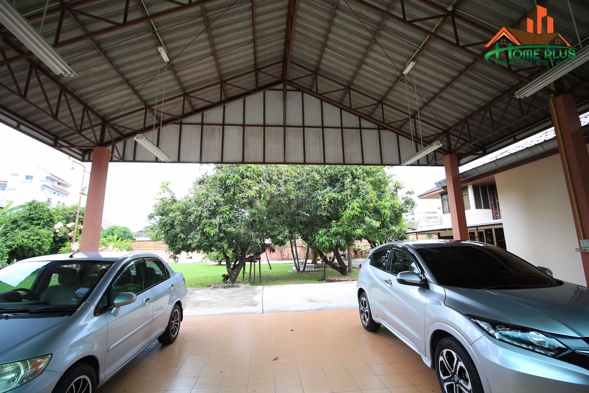 ที่ดินพร้อมสิ่งปลูกสร้าง-ประชานิเวศน์1-ใกล้ตลาดบองมาร์เช่-เลียบคลองประปา