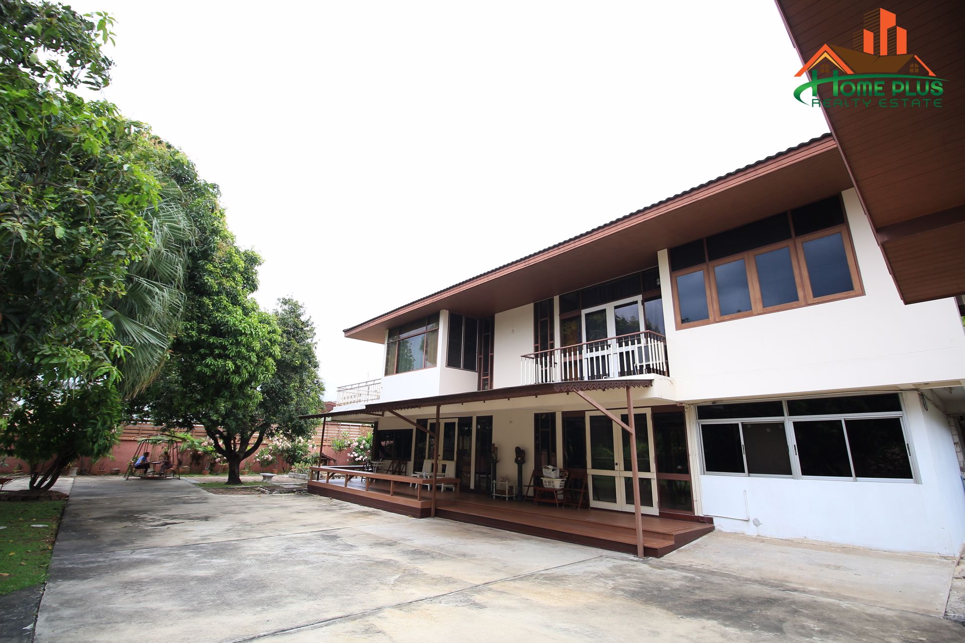 ที่ดินพร้อมสิ่งปลูกสร้าง-ประชานิเวศน์1-ใกล้ตลาดบองมาร์เช่-เลียบคลองประปา