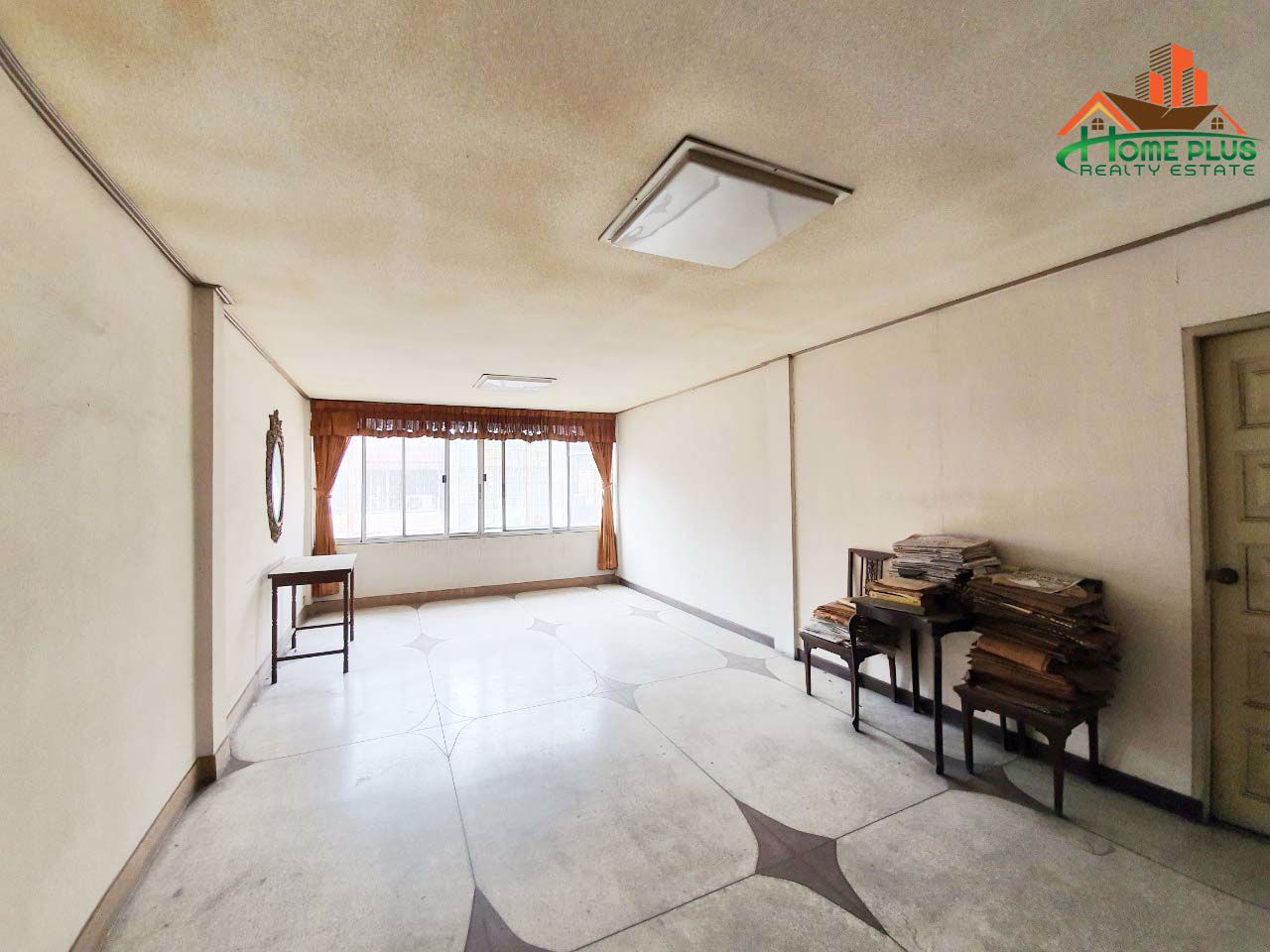 อาคารพาณิชย์-4-ชั้น-2-คูหา-สีลม