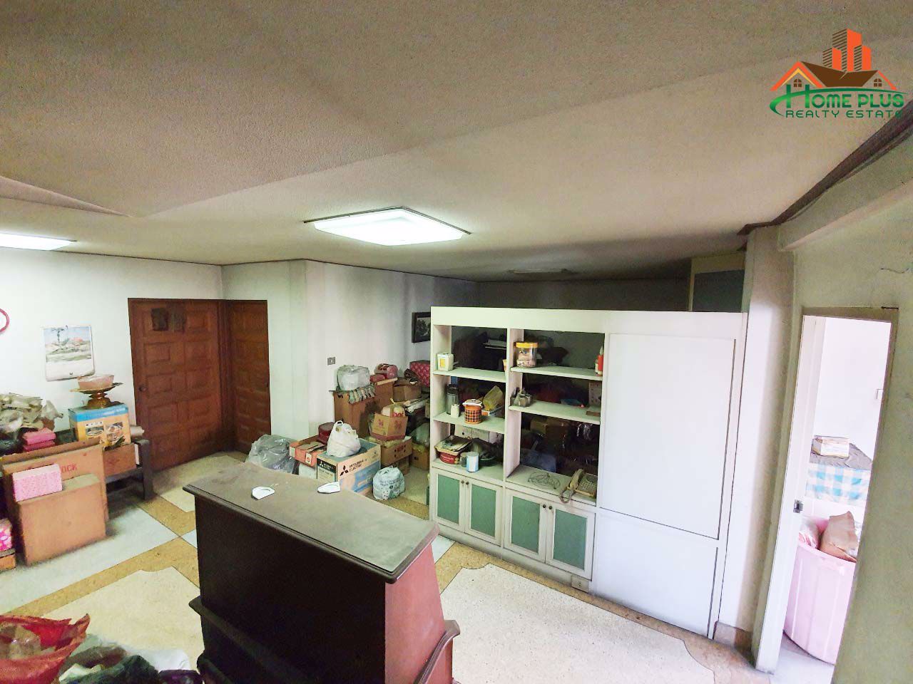 อาคารพาณิชย์-4-ชั้น-2-คูหา-สีลม