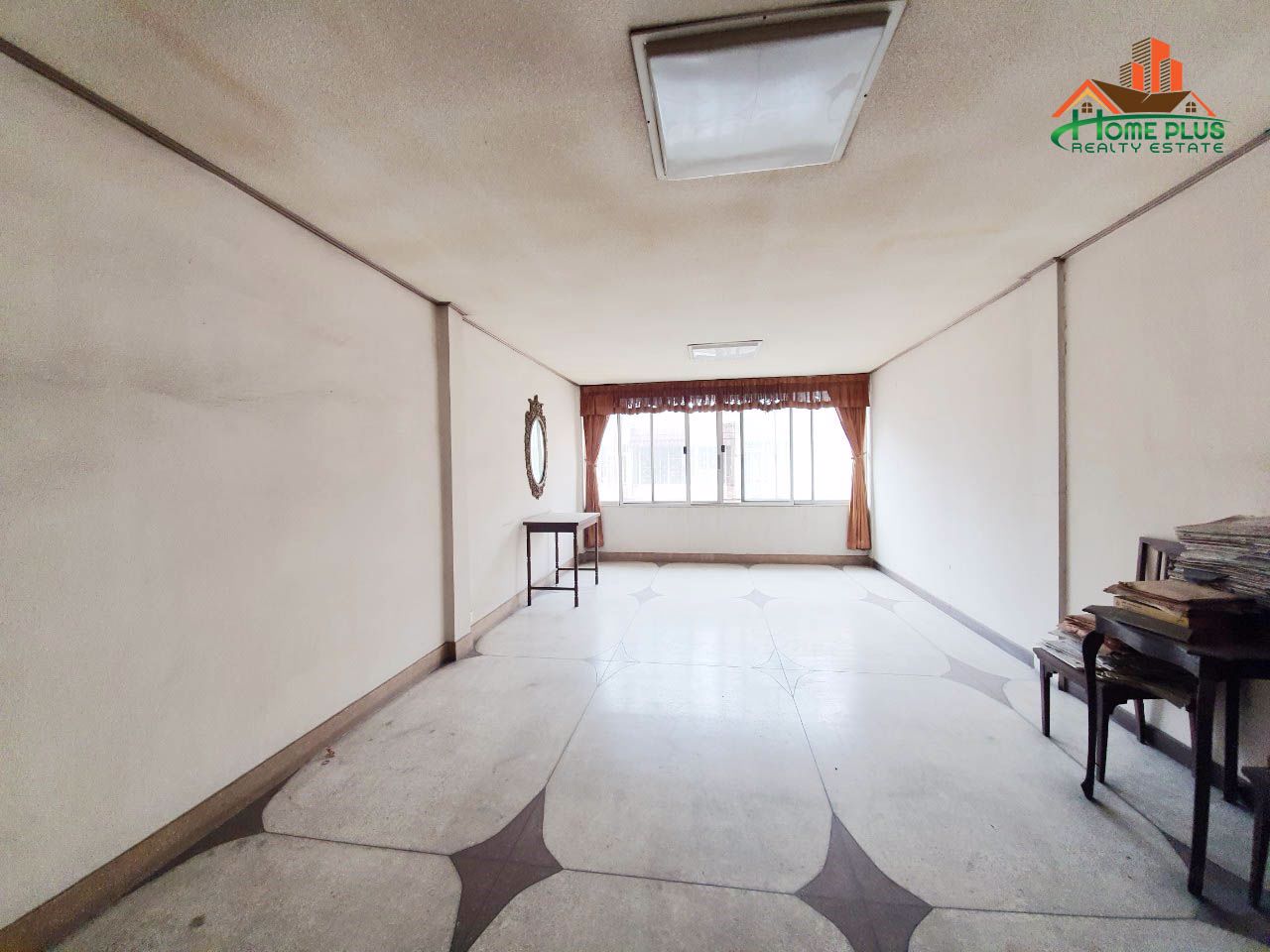 อาคารพาณิชย์-4-ชั้น-2-คูหา-สีลม