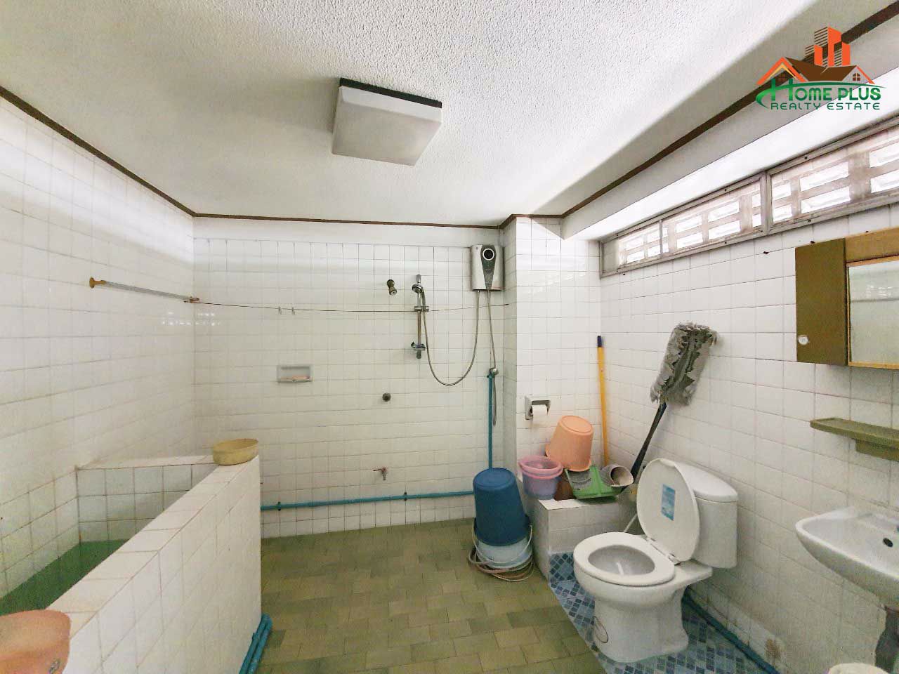 อาคารพาณิชย์-4-ชั้น-2-คูหา-สีลม