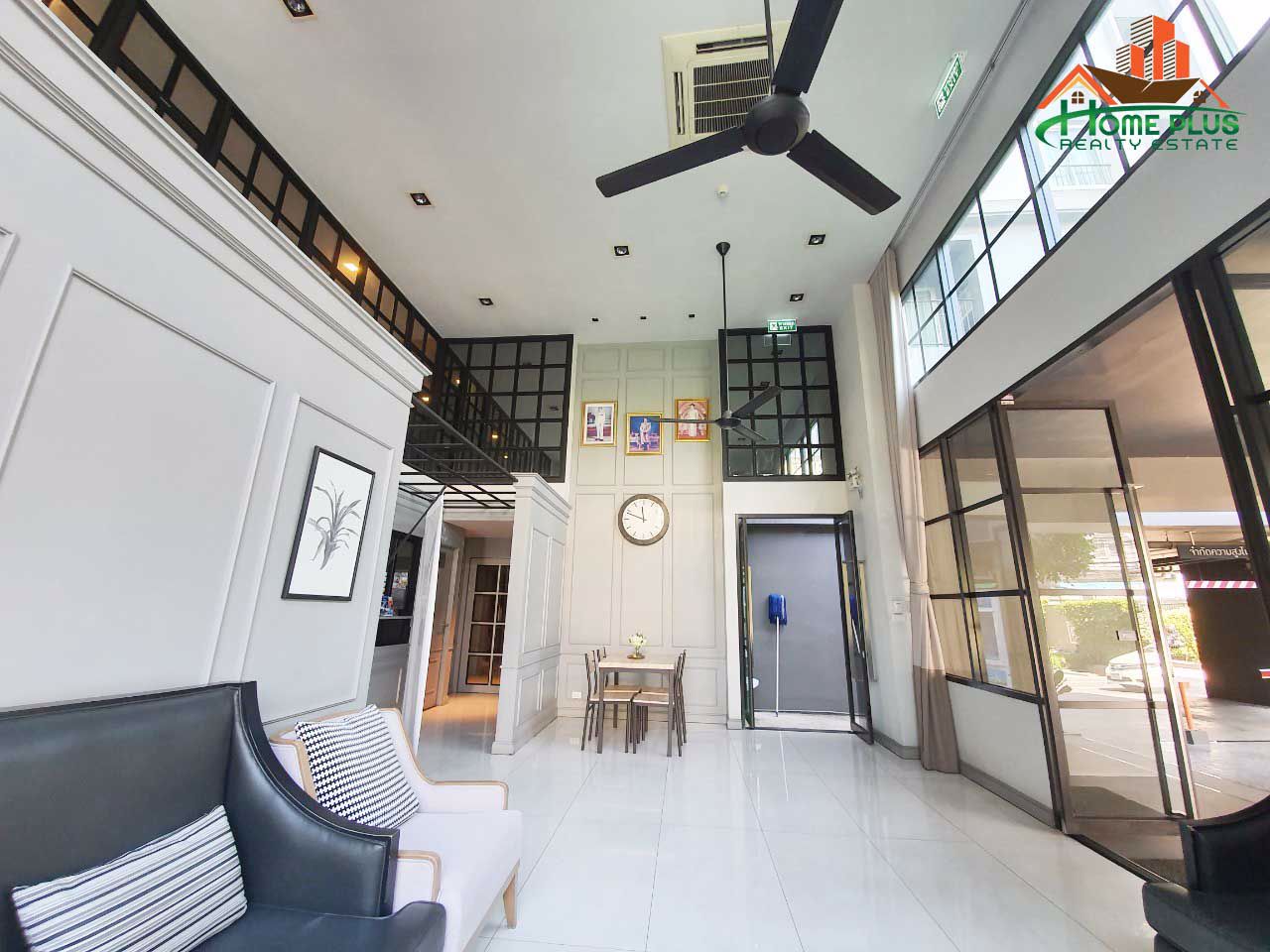 chapter-one-the-campus-ladprao