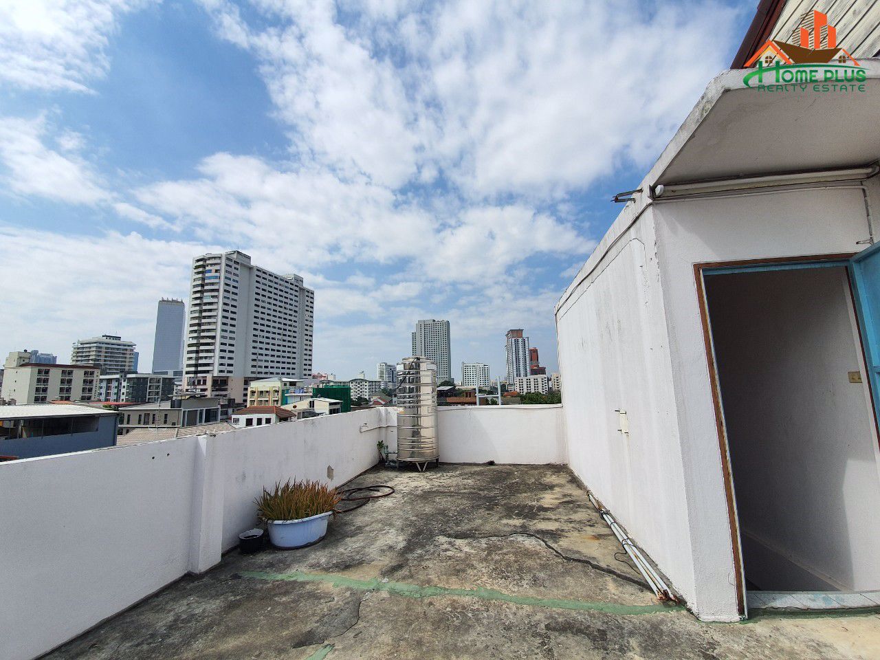 ตึก-4-ชั้น-หลังมุม-ซอยประชาอุทิศ5