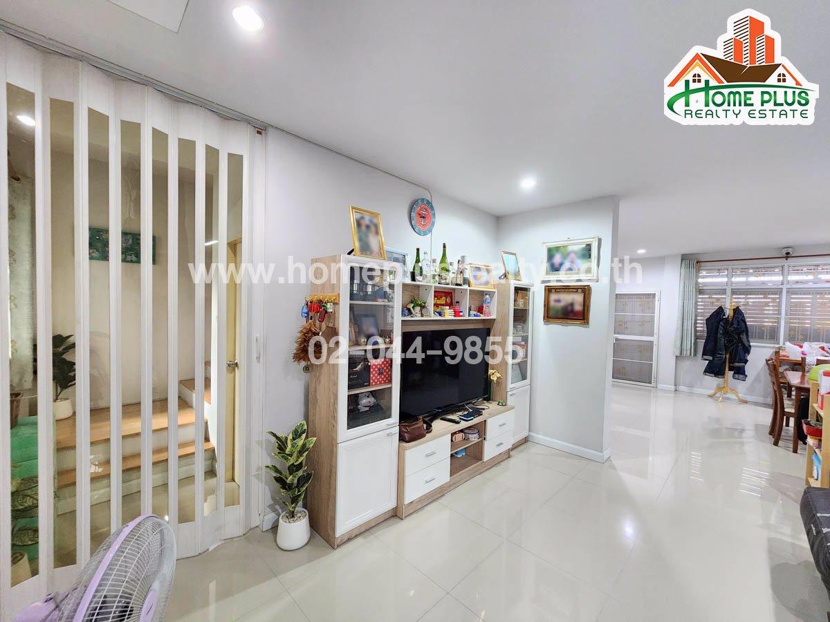 หมู่บ้านเดอะแกรนด์ไทยสมบูรณ์-ถนนรังสิต-นครนายก-ใกล้บิ๊กซีซูเปอร์เซ็นเตอร์รังสิตคลอง3-