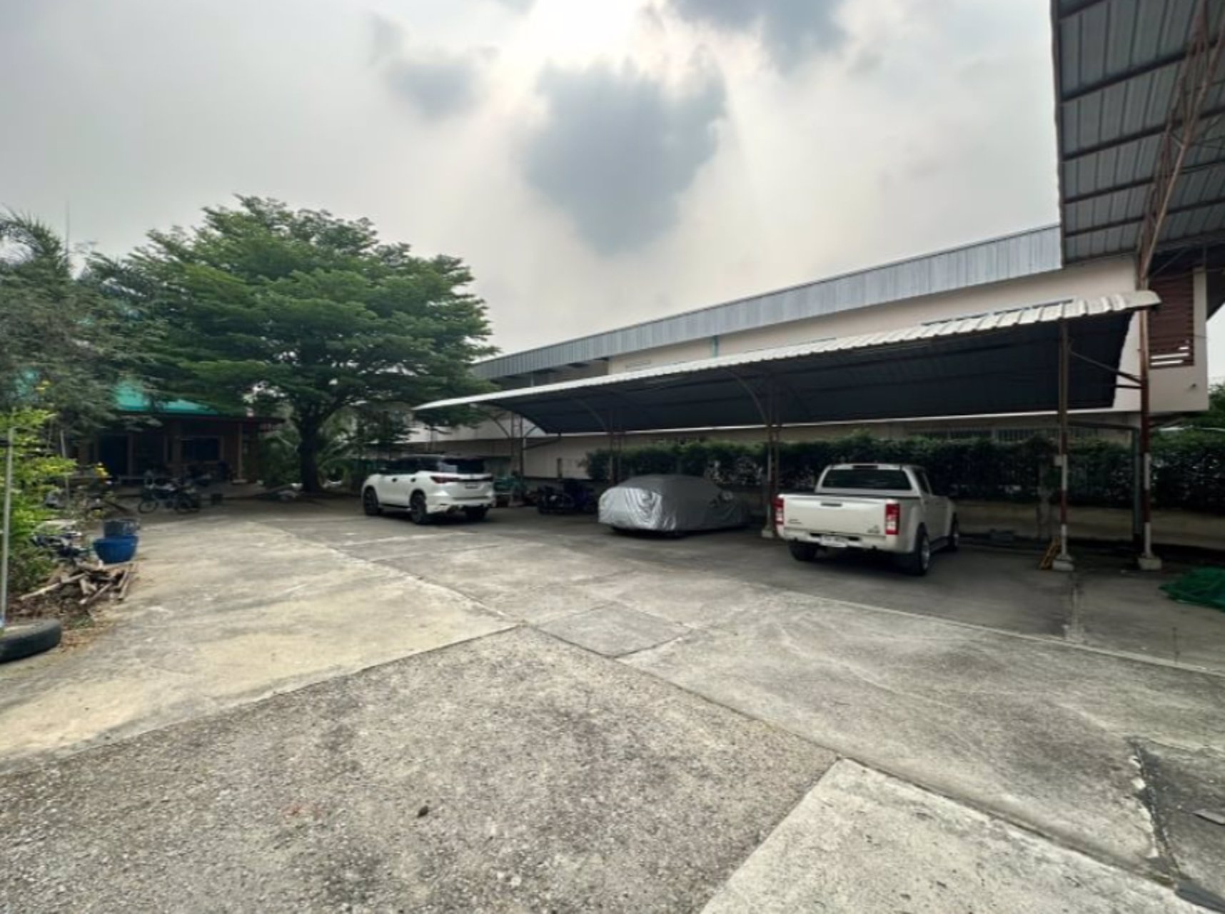 ขายด่วน-บ้านเดี่ยวหลังใหญ่-พื้นที่-2-ไร่