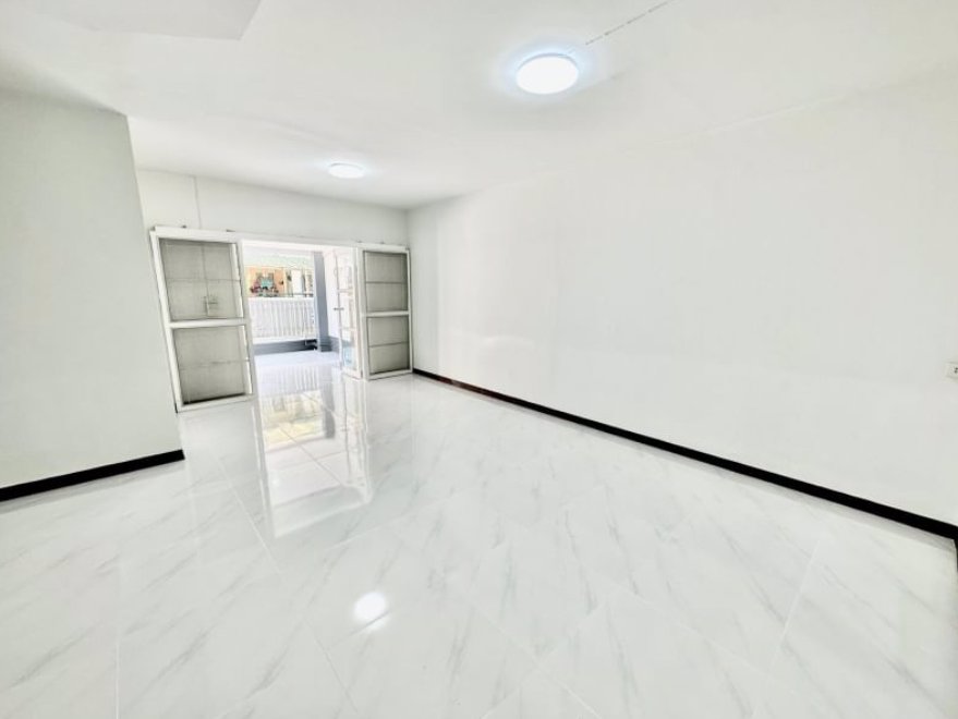 ขายด่วน-ขายถูก-ต้นโครงการ-รีโนเวทใหม่-หมู่บ้านพฤกษา-b-รังสิต-คลอง3