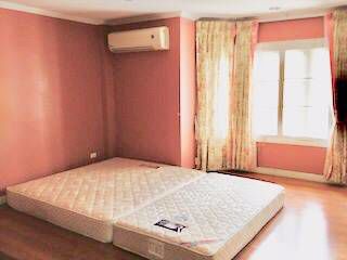 ให้เช่า-ทาวเฮ้าส์-3-ชั้น-ใกล้กับ-bts-แบริ่ง-for-rent-townhouse-3storey-near-bts-bearing