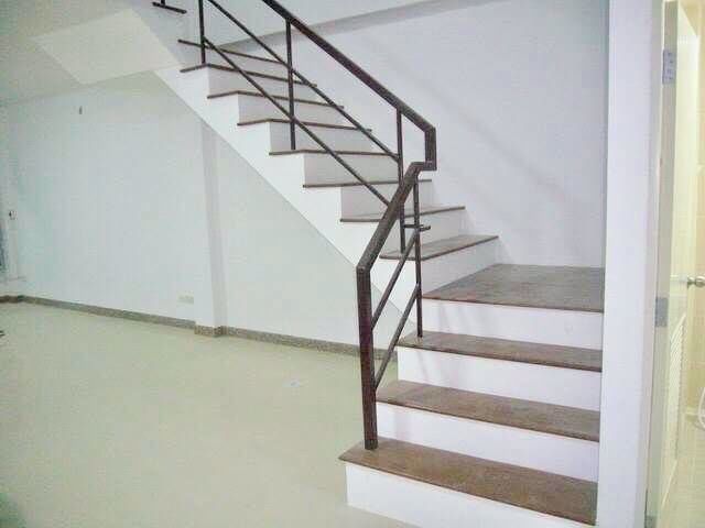 ทาวน์เฮ้าส์ขนาดใหญ่-4-ห้องนอน-แถวซอยพัฒนาการ-30-for-rent-townhouse-4-bedrooms-area-pattanakarn-30