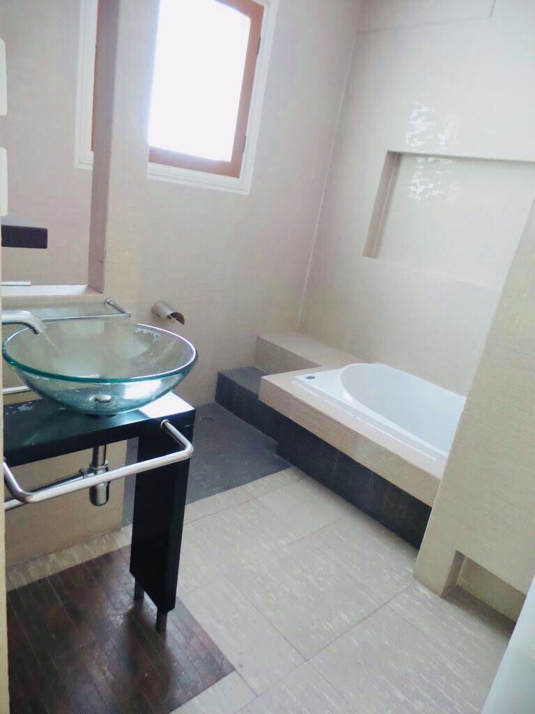 ให้เช่า-บ้านเดี่ยว-พร้อมสวนและสระว่ายน้ำ-สุขุมวิท-for-rent-single-house-with-private-pool-garden