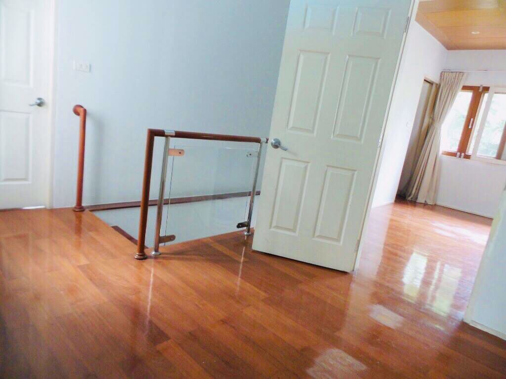 ให้เช่า-บ้านเดี่ยว-พร้อมสวนและสระว่ายน้ำ-สุขุมวิท-for-rent-single-house-with-private-pool-garden