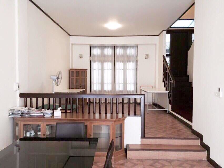 ทาวน์โฮมสวยในหมู่บ้าน-เพื่ออยู่อาศัย-town-home-in-compound-for-residence