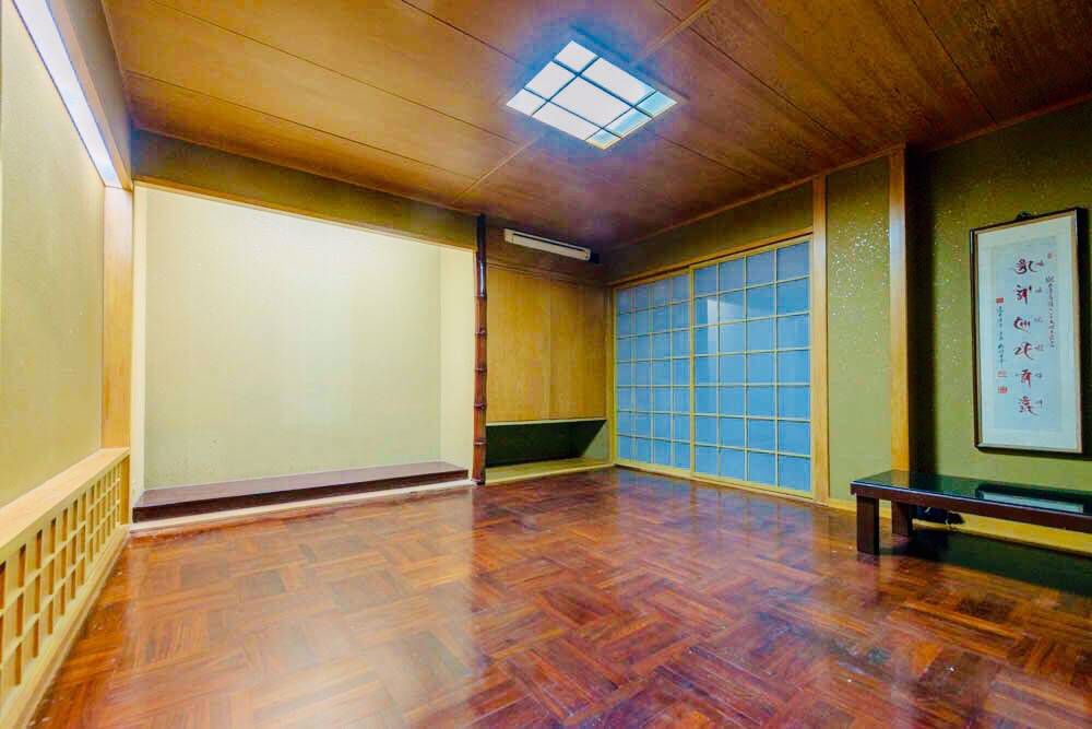 ทาวน์เฮาส์สวยมาก-เพื่อพักอาศัยหรือ-ทำสำนักงาน-nice-town-house-thonglor