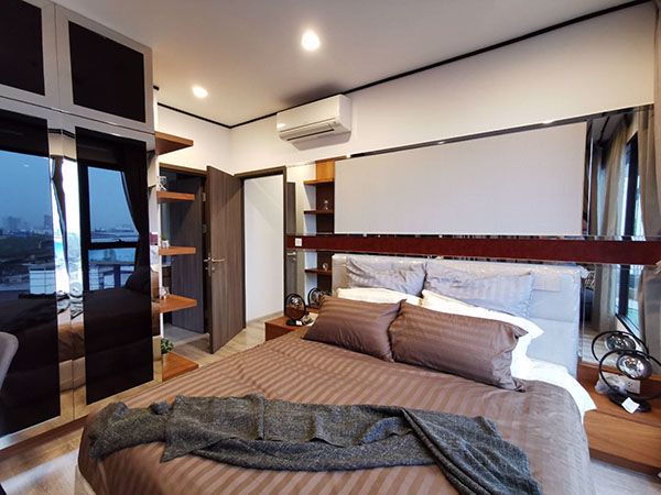 เช่าด่วน-คอนโด-ideo-mobi-asoke-แบบ-2-ห้องนอน-แต่งสวย-for-rent-a-brand-new-and-nicely-furnished-2-bed