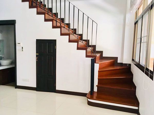 ทาวน์เฮ้าส์-เพื่อพักอาศัย-ใกล้-bts-พระโขนง-และ-แอร์พอร์ตลิ้งค์-town-house-for-residence-close-bts