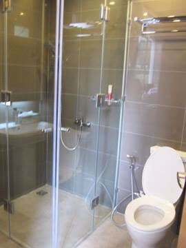 บ้านเดี่ยวสวยหรู-พร้อมสวน-และ-สระว่ายน้ำใกล้-bts-เอกมัย-single-house-with-private-pool-in-soi-ekamai