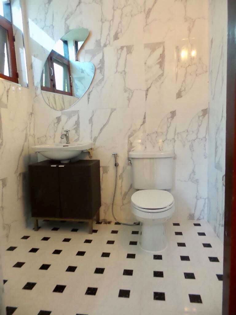 บ้านเดี่ยว-ปรับปรุงใหม่-พร้อมสวนใหญ่รอบบ้าน-ใกล้-bts-ทองหล่อ-a-single-house-with-big-garden