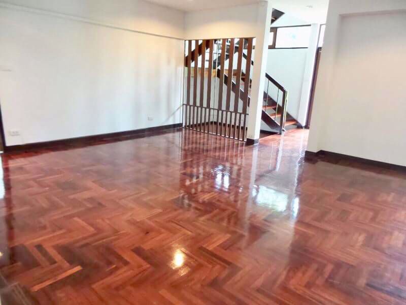 บ้านเดี่ยว-ปรับปรุงใหม่-พร้อมสวนใหญ่รอบบ้าน-ใกล้-bts-ทองหล่อ-a-single-house-with-big-garden