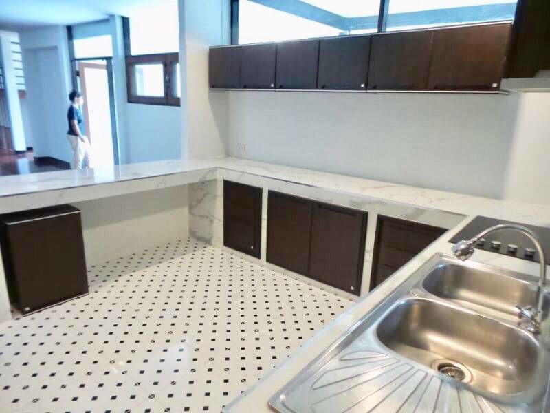 บ้านเดี่ยว-ปรับปรุงใหม่-พร้อมสวนใหญ่รอบบ้าน-ใกล้-bts-ทองหล่อ-a-single-house-with-big-garden