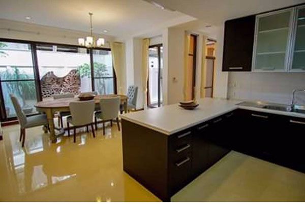 บ้านสวย-ในหมู่บ้าน-พร้อมเฟอร์นิเจอร์-ใกล้-bts-ทองหล่อ-house-in-compound-closed-bts-thonglor