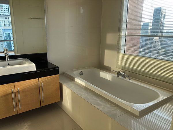 คอนโดแบบ-3-ห้องนอน-ที่-ทองหล่อ-เอกมัย-a-nice-3-bedroom-unit-in-thonglor-ekkamai-area