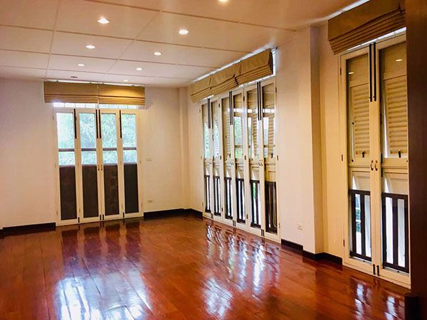 บ้านเดี่ยว-มีสระส่วนตัว-เพื่ออยู่อาศัย-ในซอยสุขุมวิท-71-a-single-house-with-private-pool