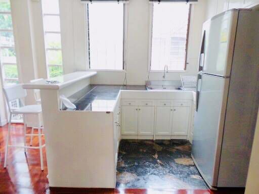 บ้านเดี่ยว-น่าอยู่-มีสนาม-ย่านพร้อมพงษ์-เพื่ออยู่อาศัย-ใกล้-bts-single-house-for-residence-only