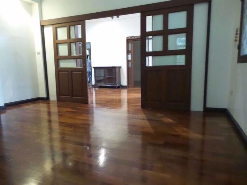 ให้เช่า-บ้านเดี่ยว-หลังใหญ่-พร้อมสวนและสนาม-ใน-สุขุมวิท-71-for-rent-single-house-with-garden