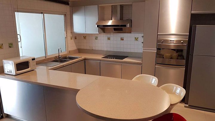 ให้เช่าทาวน์เฮ้าส์ทันสมัย-สวยใหม่เพื่ออยู่อาศัยในเอกมัย-for-rent-a-new-nice-modern-town-house