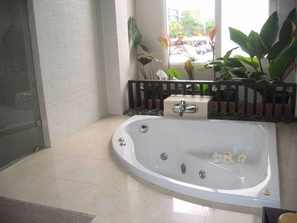 บ้านเดี่ยว-พร้อมสระน้ำส่วนตัว-ในหมู่บ้านเพื่ออยู่อาศัย-ในซอยลาซาล-single-house-for-residence