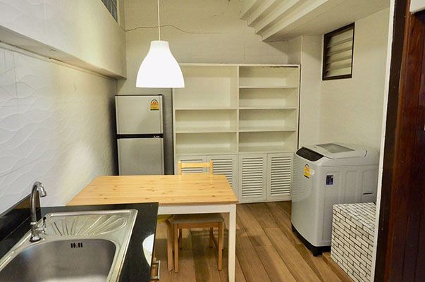 ทาวน์เฮ้าส์-สวยใหม่-เพื่ออยู่อาศัยและทำสำนักงาน-ในเอกมัย-a-nice-town-house-in-ekamai-for-residence