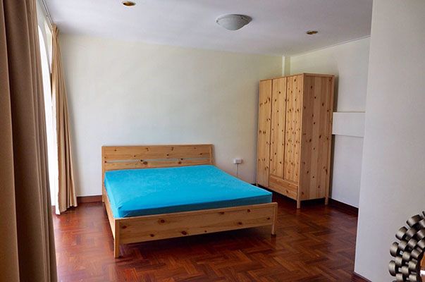 ทาวน์เฮ้าส์-สวยใหม่-เพื่ออยู่อาศัยและทำสำนักงาน-ในเอกมัย-a-nice-town-house-in-ekamai-for-residence