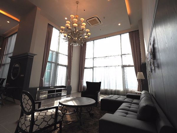 คอนโด-circle-condominium-แต่งหรูแบบ-duplex-4ห้องนอน-for-rent-a-luxury-and-spacious-4-bedroom-duplex