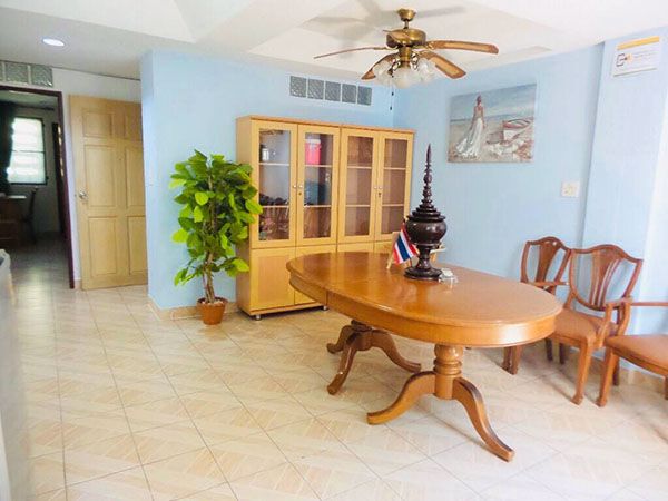 ทาวน์เฮ้าส์-ทองหล่อ-เพื่ออยู่อาศัย-หรือ-สำนักงาน-town-house-at-thonglor