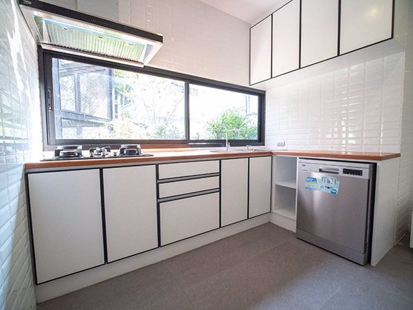 บ้านใหม่กริ๊บ-พร้อมสระว่ายน้ำ-เหมาะสำหรับทำสำนักงานหรือที่พักอาศัย-brandnew-single-house-with-pool