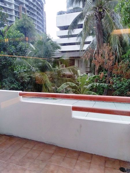 คอนโด-renovate-ใหม่กิ๊ก-แบบ-3-ห้องนอน-ในซอยร่วมฤดี-a-newly-renovated-3-bedroom-unit-in-soi-ruamrudee