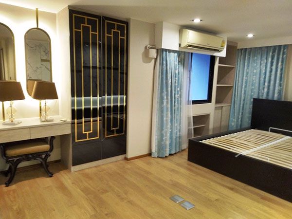 คอนโด-renovate-ใหม่กิ๊ก-แบบ-3-ห้องนอน-ในซอยร่วมฤดี-a-newly-renovated-3-bedroom-unit-in-soi-ruamrudee
