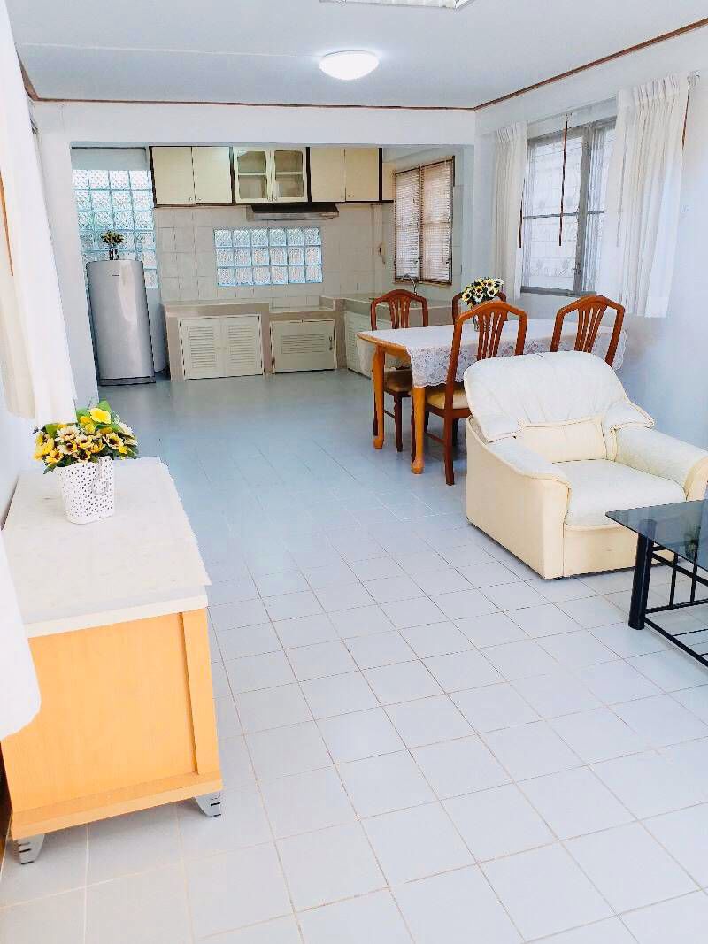 บ้านเดี่ยวน่ารัก-ในซอยสุขุมวิท-เพื่อที่พักอาศัยเท่านั้น-single-house-in-sukhumvit-for-residence